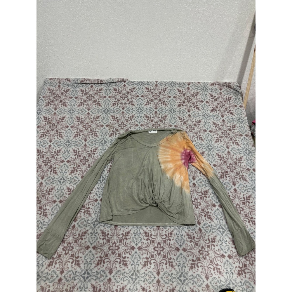 The Nu Vintage Sage Green Tie Dye Sunburst V-Neck Front Knot Long Sleeve Top